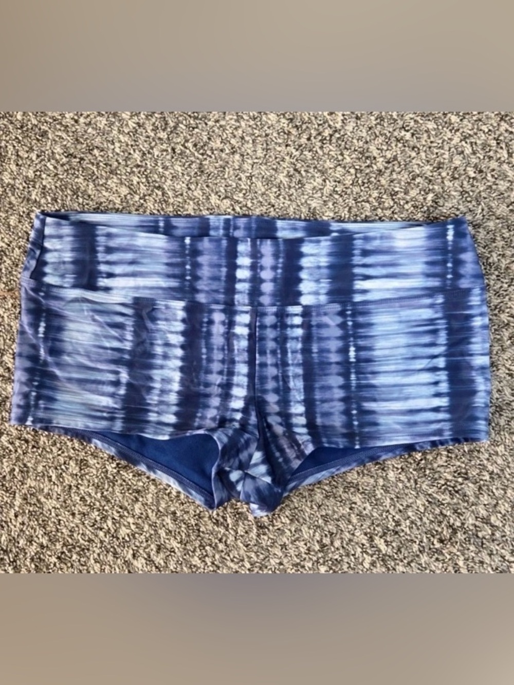 PrAna Swim Shorts Datum Bottoms Women’s XL Blue Tie Dye EUC